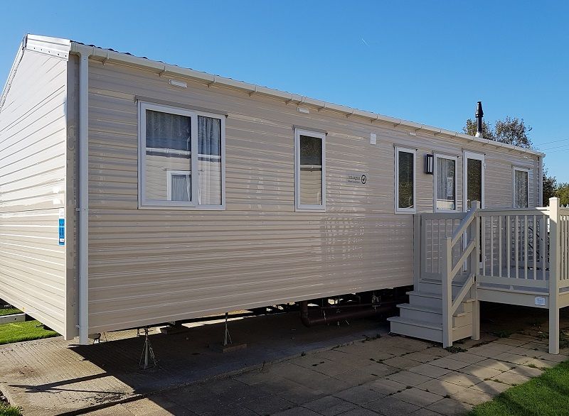 4 bedroom 10 berth Lymington Caravan
