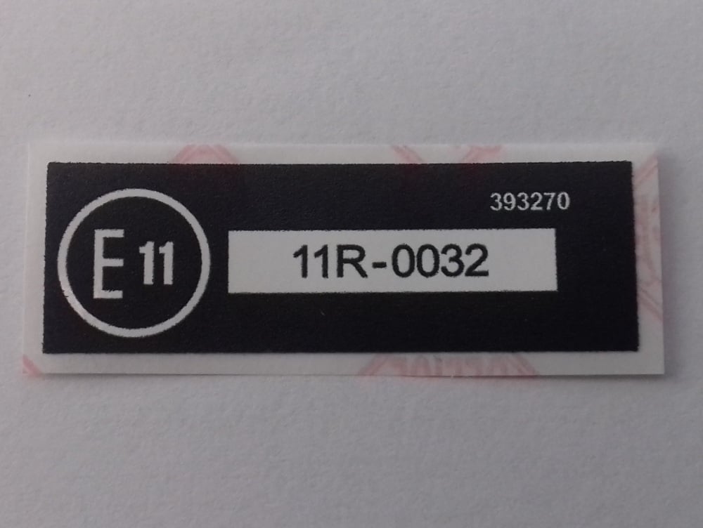 393270 - Label, E11, 11R-0032, UK, Front Fog Lamps compliance