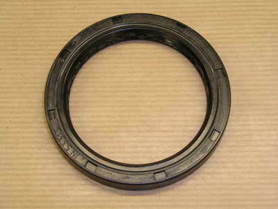 ERR 4576 - Oil Seal, Timing Belt Case Cover, Replacement specification