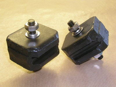 PSK 1067 - Rubber Engine and Gearbox Mounting, Diesel models (Set of 4)