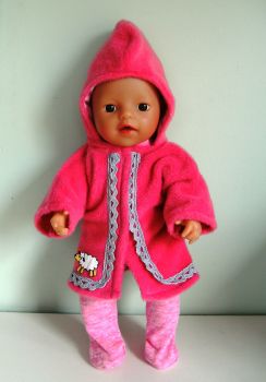 Doll's bathrobe for a 12 inch high baby doll
