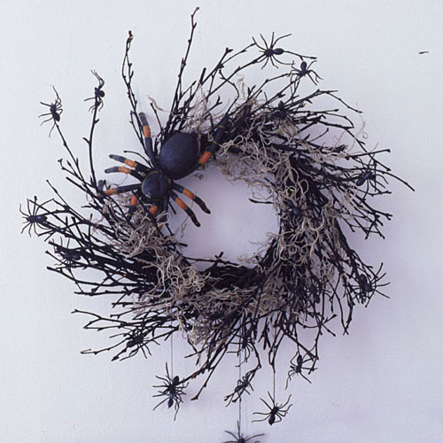 spooky-spiderweb-wreath-x