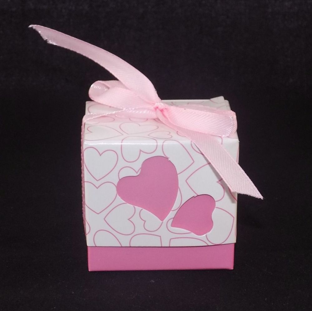 Wedding favour box in Pink