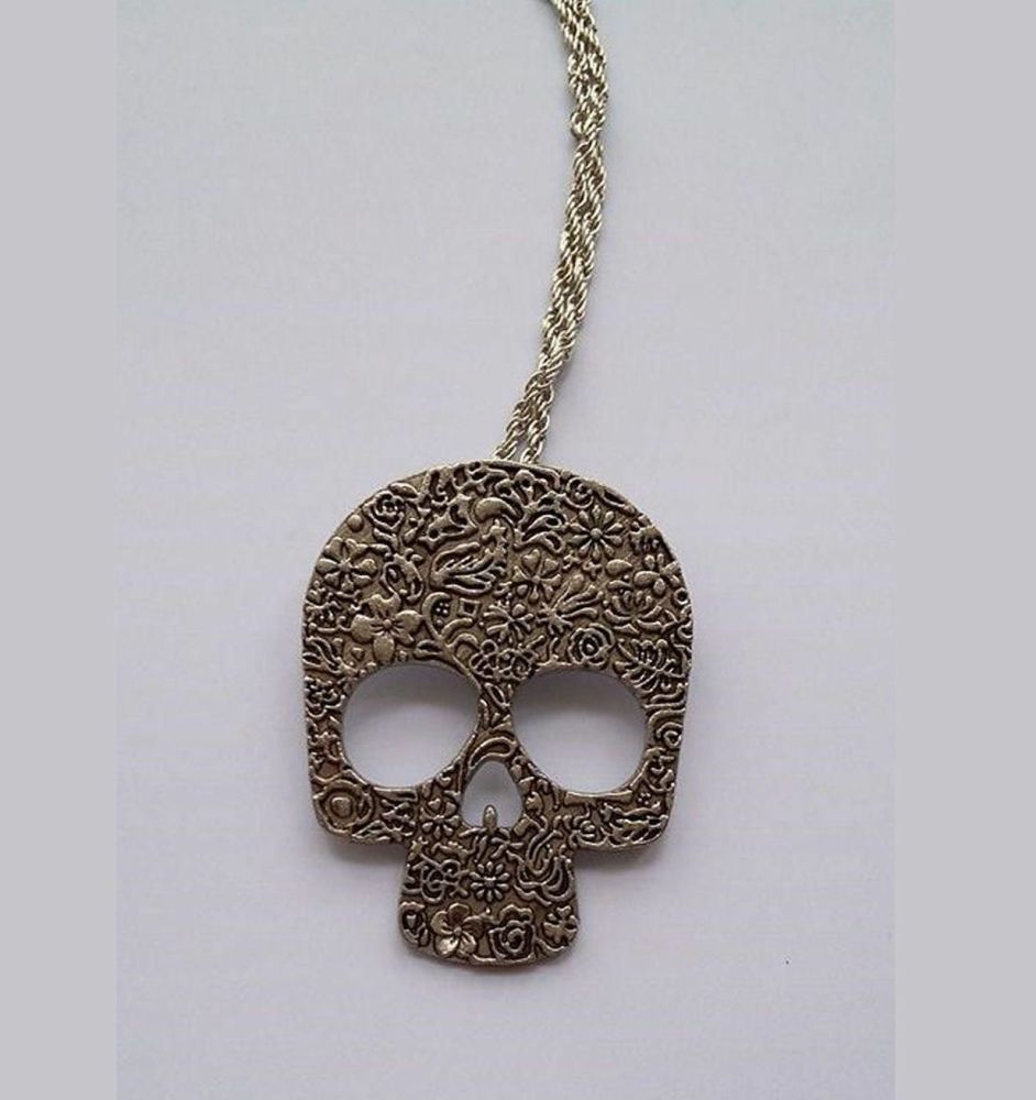 Gothic Skull Long Pendant Necklace Silver
