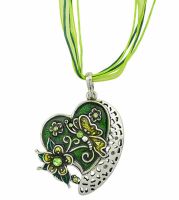 Green Butterfly Heart Pendant Ribbon Necklace 