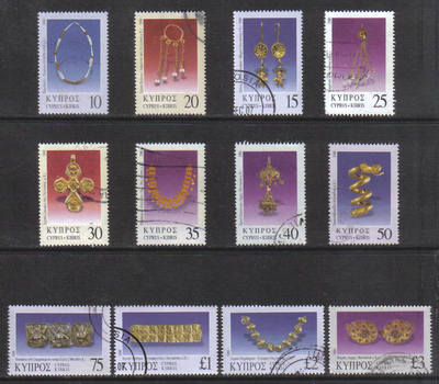 Cyprus Stamps SG 0984-85 2000 9th Definitives Jewellery - USED (g677)