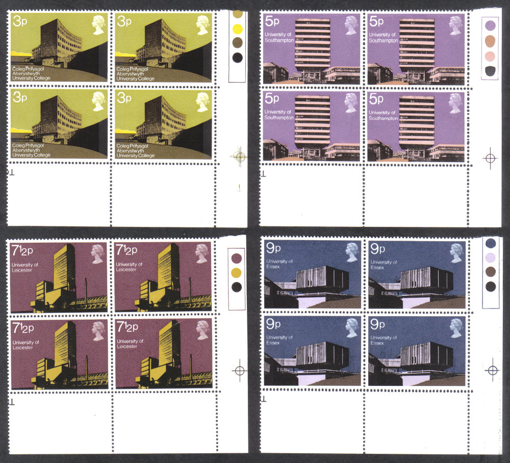 British Stamps 1971 British Architecture Buildings - Blocks of 4 MINT (h798