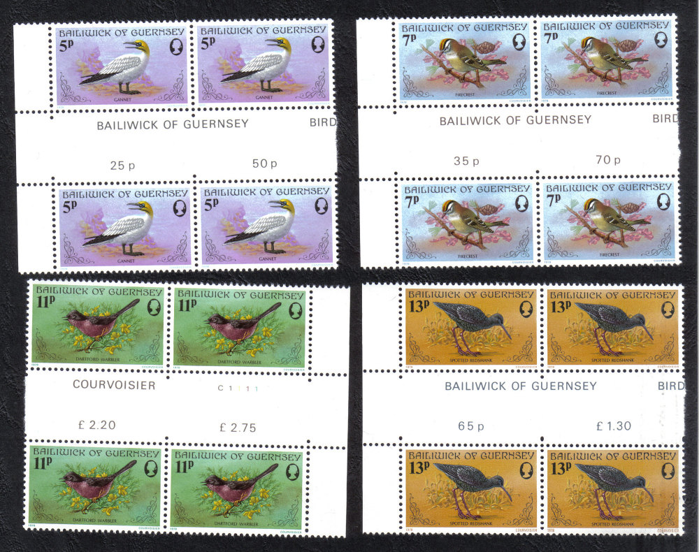 Guernsey Stamps 1978 Birds - Blocks of 4 Gutter pairs MINT (z521)