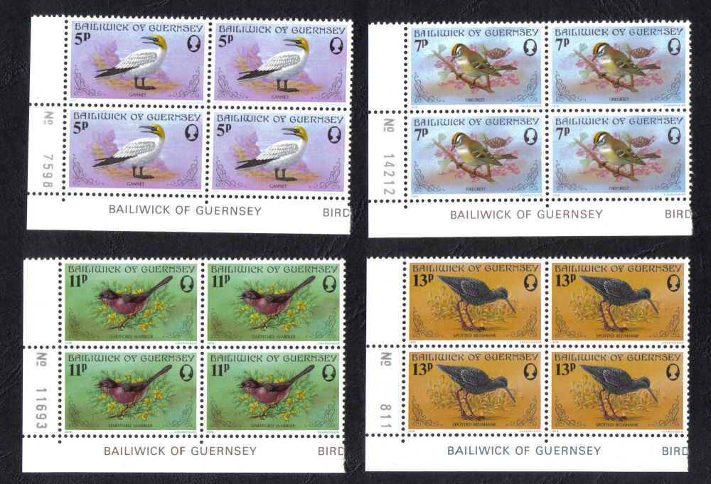 Guernsey Stamps 1978 Birds Blocks of 4 - Control numbers MINT (z562)