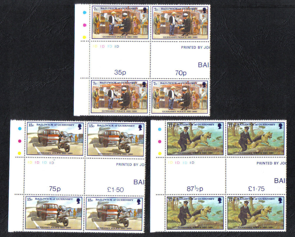 Guernsey Stamps 1980 Police Service - Gutter pairs MINT (z574)