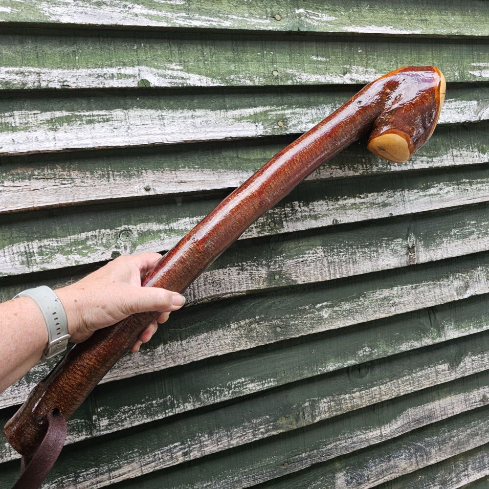 A MASSIVE 1.4 KG OF SOLID IRISH BLACKTHORN CUDGEL SHOW PIECE LF596LF