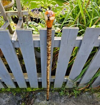 IRISH HAZEL WALKING STICK WITH AN IRISH YEW HANDLE 745AL