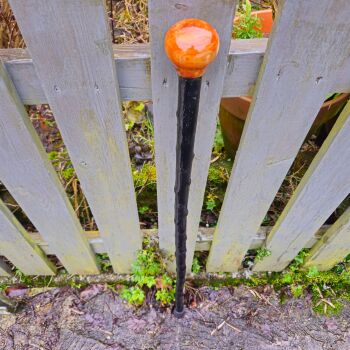 IRISH BLACKTHORN WALKING STICK WITH AN IRISH YEW HANDLE 733ew