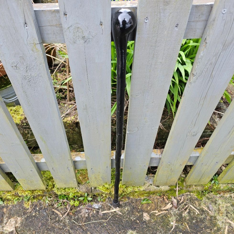 IRISH BLACKTHORN WALKING STICK SHORT 34 INCHES 777EW