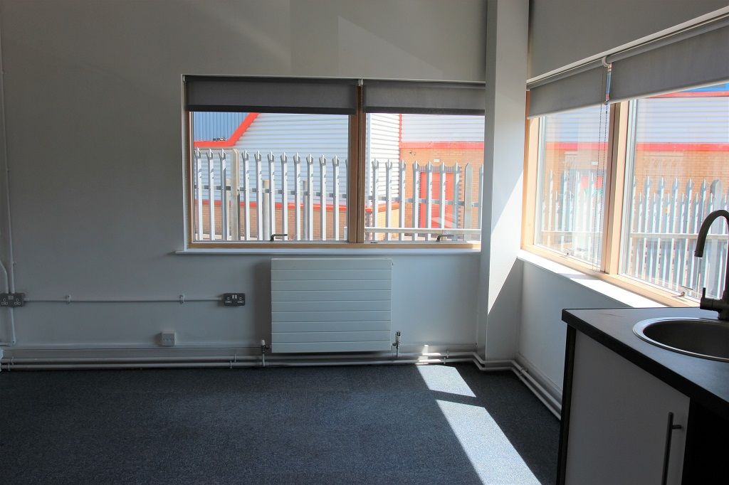 Rent serviced office Brighton