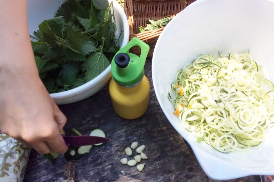 Bevendean Community Garden - Foraging workshop (960x639)