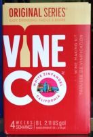 Vineco Original Series Californian White Zinfandel 30 bottle home rose wine making kit