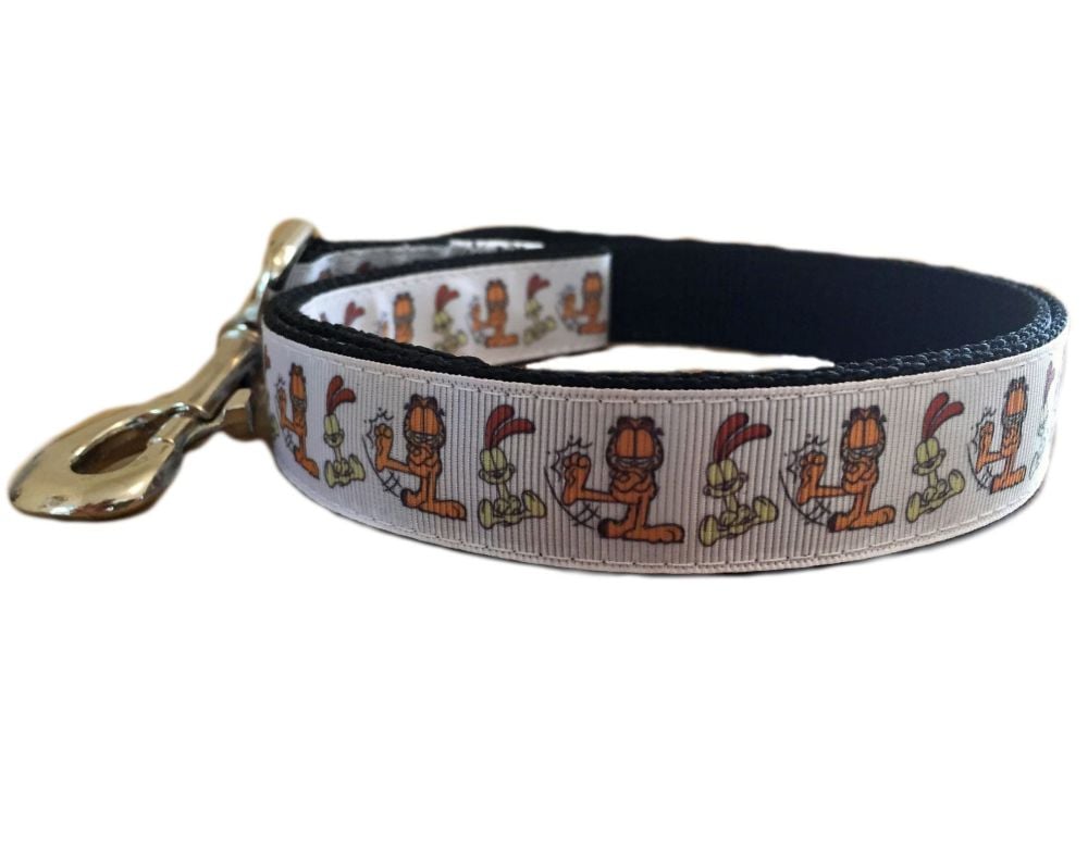 Garfield And Odie Character Repeat Print Dog Lead Leash