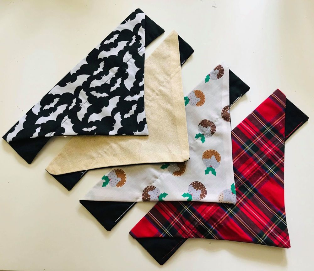 Set Of Four Holiday Themed Dog And Cat Bandanas