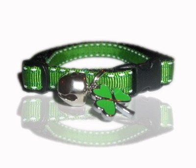 Irish Green Shamrock Saddle Stitch Cat Collar With Charm
