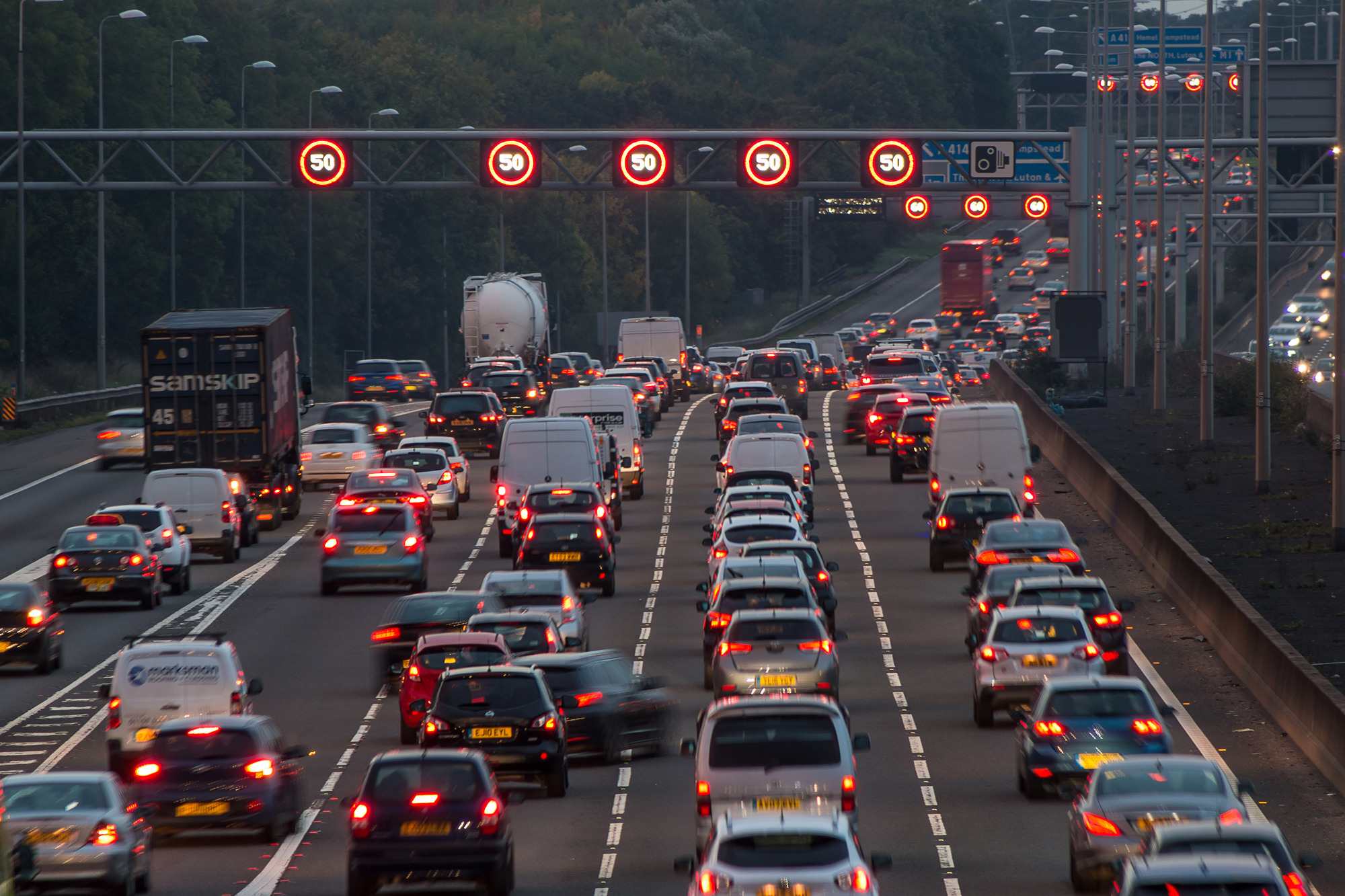 Motorway Lane Discipline   Proper lane discipline is one of the most critical aspects of motorway driving in the UK, directly influencing both safety and traffic flow.  With vehicles travelling at high speeds and multiple lanes in operation, the way we use lanes on motorways is crucial to keeping the roads moving efficiently and reducing the risk of accidents.