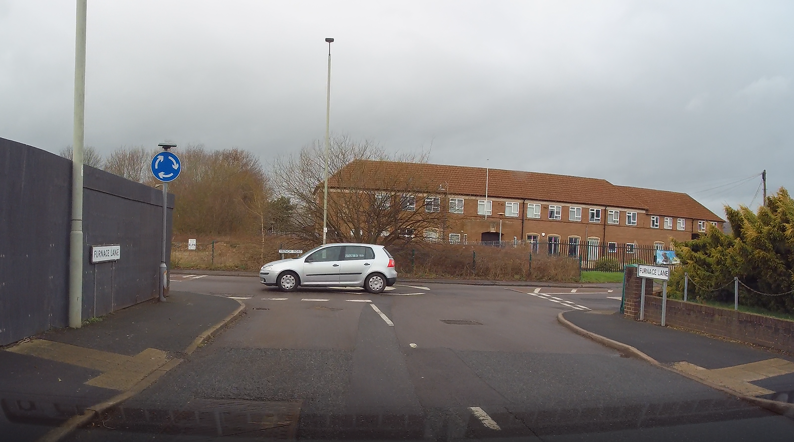 MINI ROUNDABOUTS ARE HIGHER RISK      Traffic is closer    Less time to react    Faster decisions    More unpredictable behaviour  Mini roundabouts carry a higher level of risk because everything happens closer, quicker, and with less predictability. The reduced size of the junction means approaching traffic is much nearer to you, particularly from the right and directly ahead, so hazards develop earlier and give you far less time to assess and respond.  &acirc;Risk develops earlier and closer to the vehicle.&acirc;