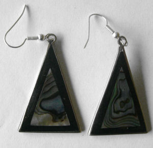 Mexican earrings black inlaid with shell   -  (mex26)