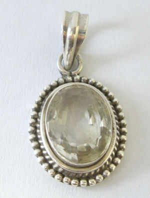 Topaz silver Pendant  (TopazP32)