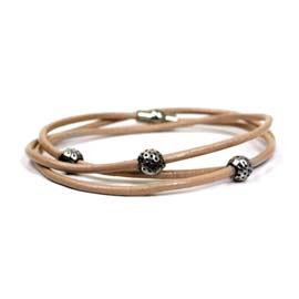 Bracelet - Taupe wrap around leather bracelet with beads - 00690