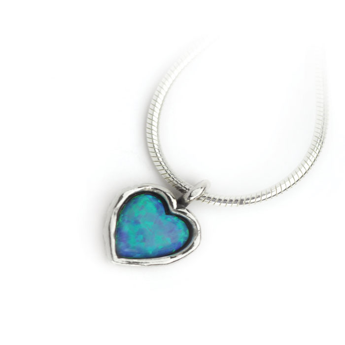 Silver chain with & pendant with heart opal - Aviv
