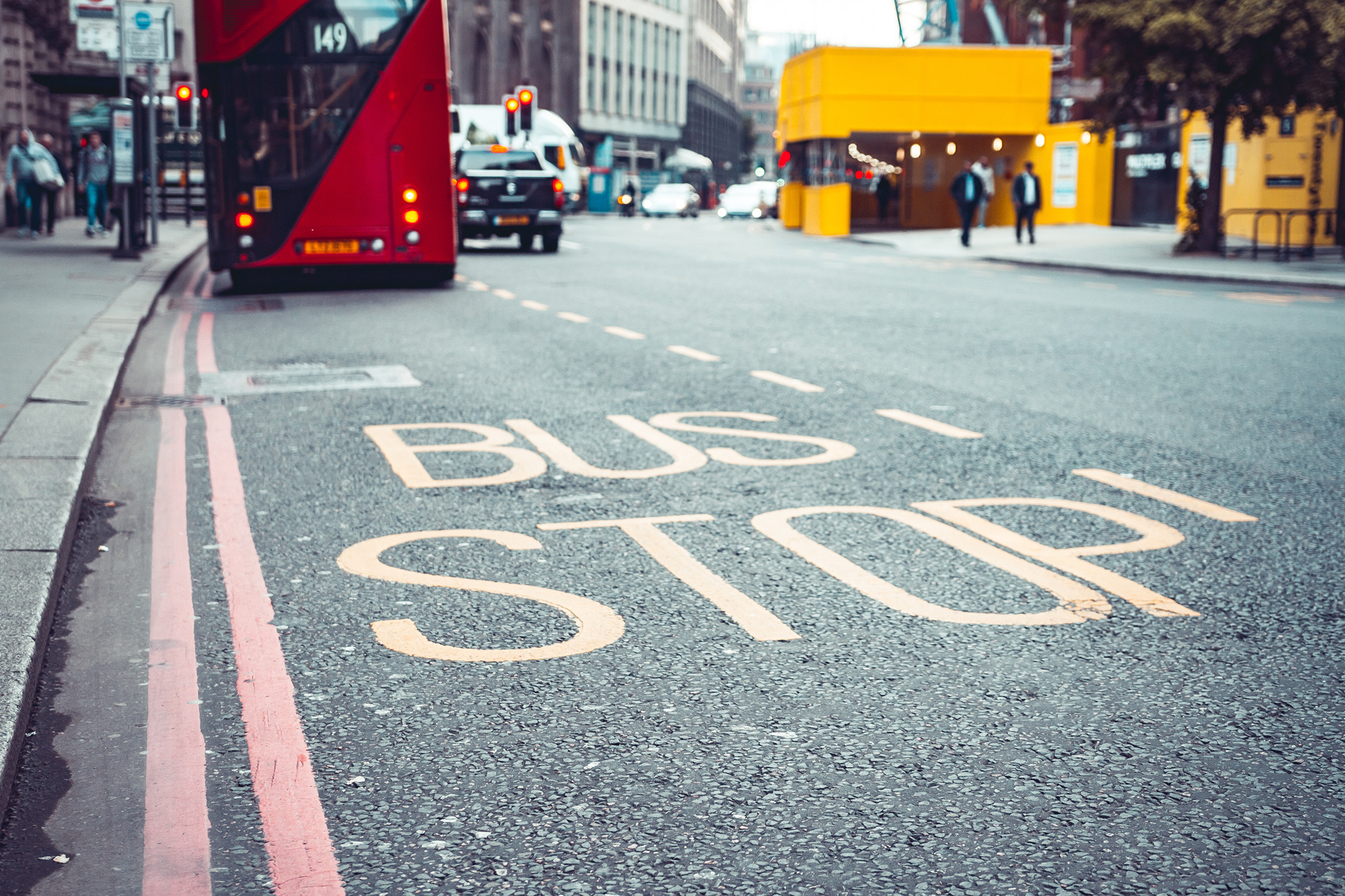 What Are Red Routes?  Red Routes were first introduced in 1991 to tackle traffic congestion in major UK cities, particularly London. These distinctive red lines â€” either single or double â€” run along the kerb and are there to keep traffic flowing smoothly. 