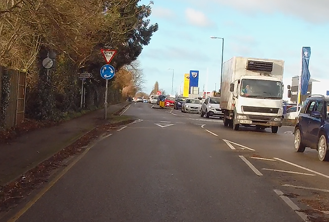 Proactive vs Reactive Teaching  There are two approaches to teaching:      Reactive &acirc; waiting for a mistake and correcting it afterwards    Proactive &acirc; preparing the pupil before the situation develops  For example, before reaching a roundabout, you might ask:  &acirc;If traffic builds up, how might that affect vehicles from your right?&acirc;  This prepares the pupil in advance and reduces the likelihood of errors.