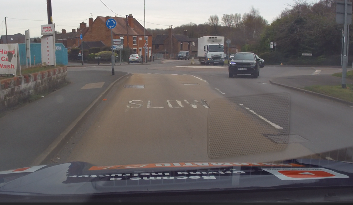 Larger Vehicles (Increased Risk) Larger vehicles such as: Buses Lorries Vans Need more space. They may: Drive over the centre Cut across lanes Enter your space earlier Swing wide âExpect larger vehicles to behave differently.â Big vehicle = big space needed
