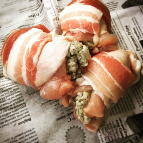 Stuffed chicken thighs