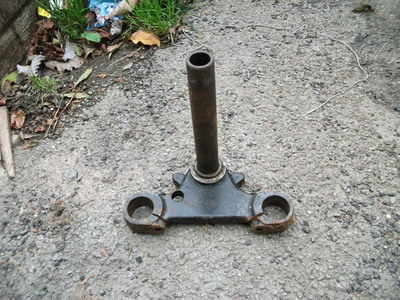 bsa a7 a10 plunger bottom yoke