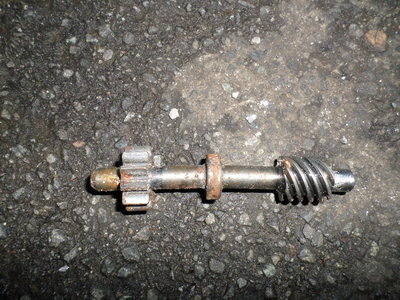 suzuki gt 250 oil pump drive gear spairs or repair 