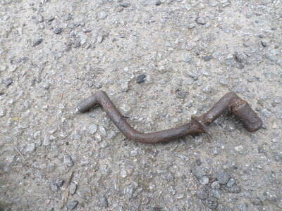 Triumph scavanger oil pipe
