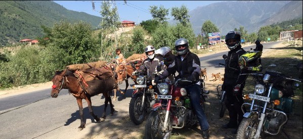 Himalayan High Roads, H-C Travel Motorbike tour