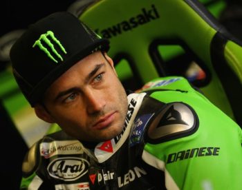 Leon Haslam stays in British Superbikes with Bournemouth Kawasaki