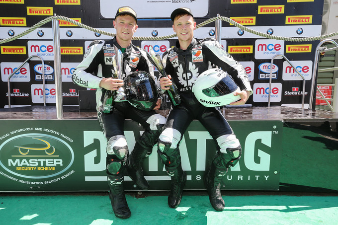 Double podium for SHARK-supported Neave twins at Snetterton&nbsp;