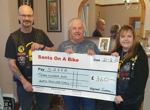 Motorcycling couple from Carmarthenshire on the road raising funds for SSAF
