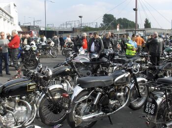 Brit Vs and Classic Bike Day, Ace Cafe