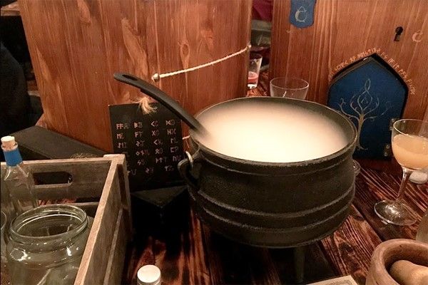 An Immersive Potion Making Cocktail Class for Two