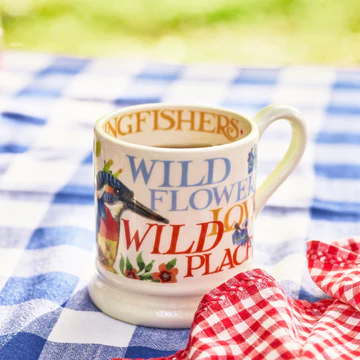 This is the All The Joys Of Spring 1/2 Pint Mug - so pretty!