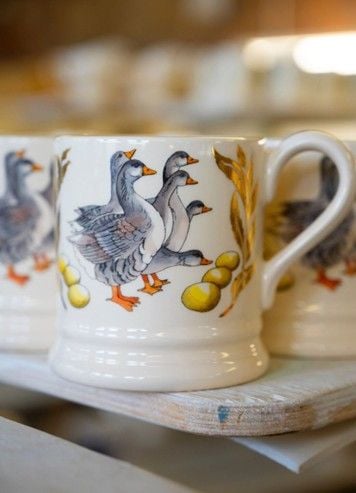 This is the 12 Days Of Christmas Six Geese A-Laying 1/2 Pint Mug Boxed This is the 12 Days Of Christmas Six Geese A-Laying 1/2 Pint Mug Boxed