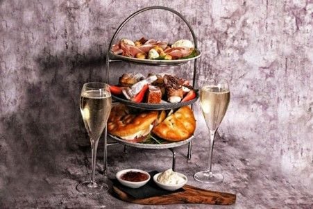 There's a Veeno Italian Afternoon Tea with fizz for Two! There's a Veeno Italian Afternoon Tea with fizz for Two!