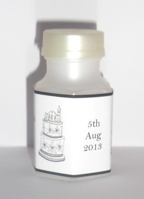 BLACK & WHITE CAKE - bubbles (hexagonal shaped)