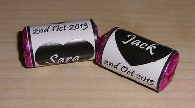 BLACK HEART - love hearts (2 sizes)