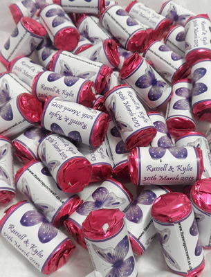 BUTTERFLY (purple) - love hearts (2 sizes)