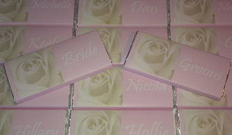 IVORY ROSE ON PALE PINK BACKGROUND - large favour 40g